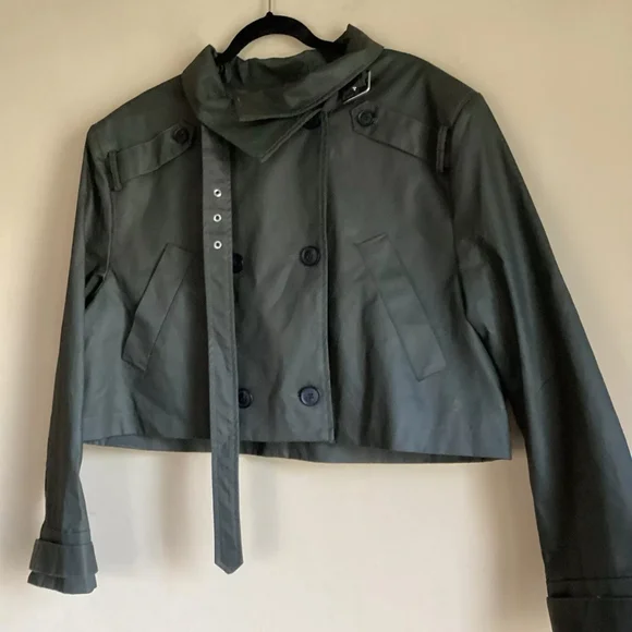 Zara Women's Black Cropped Jacket - Picture 4 of 5